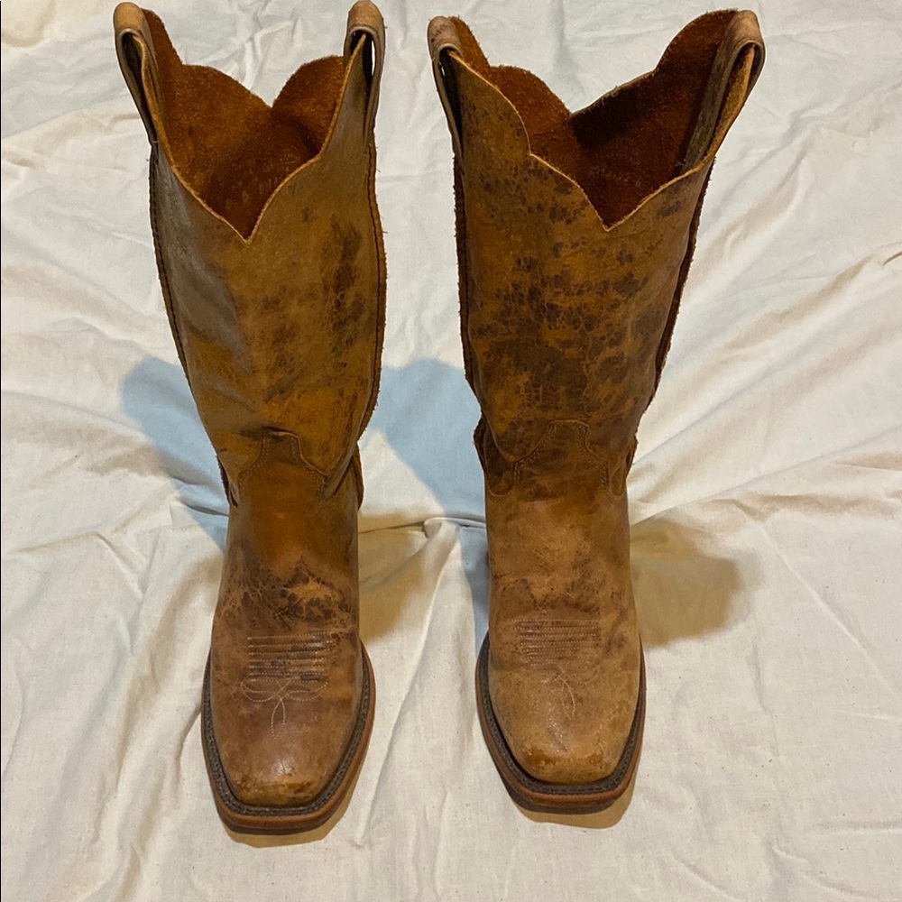 Rich Brown Distressed Leather Cowboy Boots